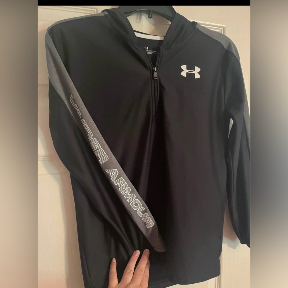 Under Armour Hooded Pullover
